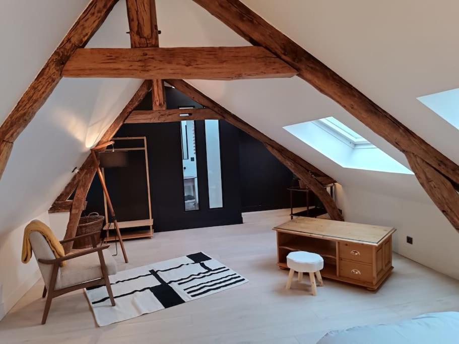 Triplex Hypercentre Avec Parking Rouen